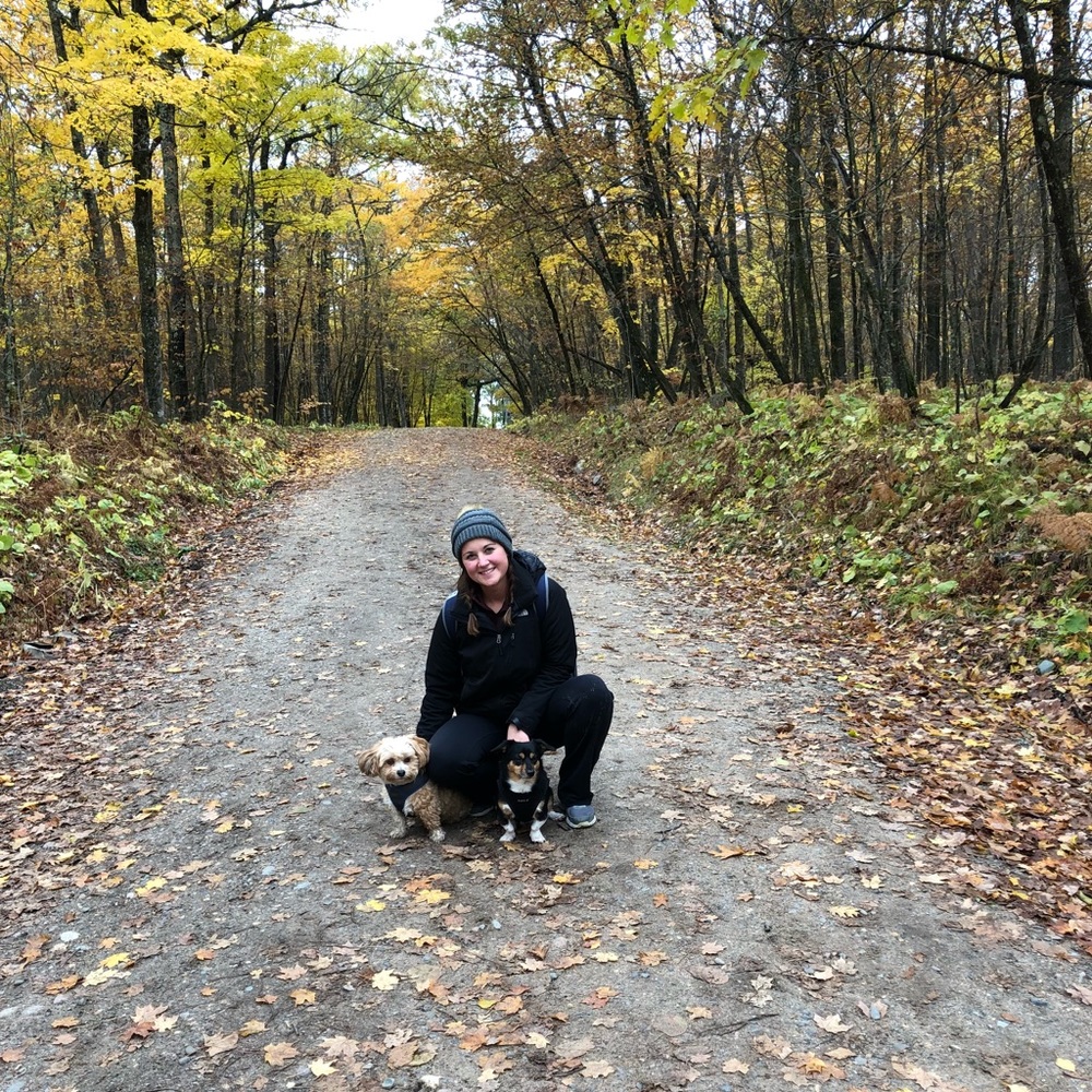 Meet your Posher, Crystal